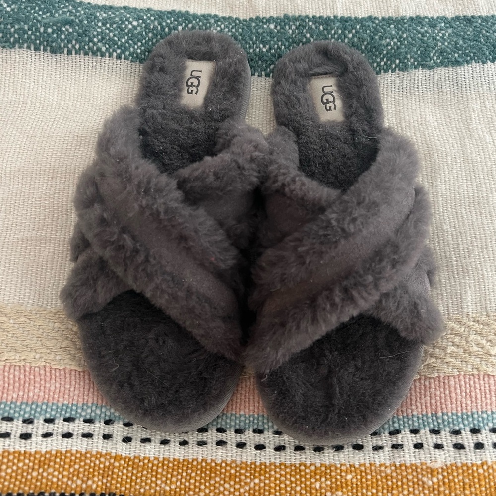 UGG Scuffita Slipper